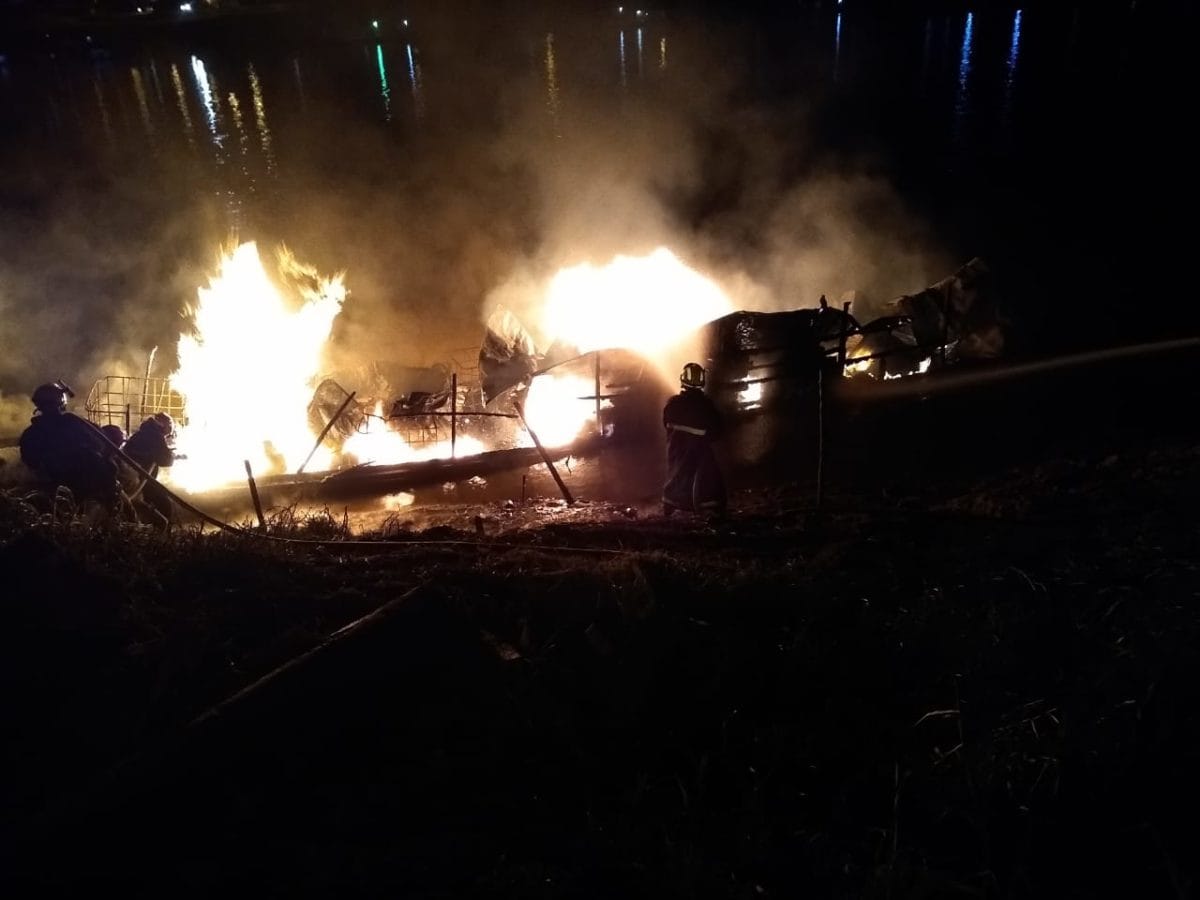 Ação mobilizou Guarnição de Combate a Incêndio e Salvamento. (Foto:cedida)