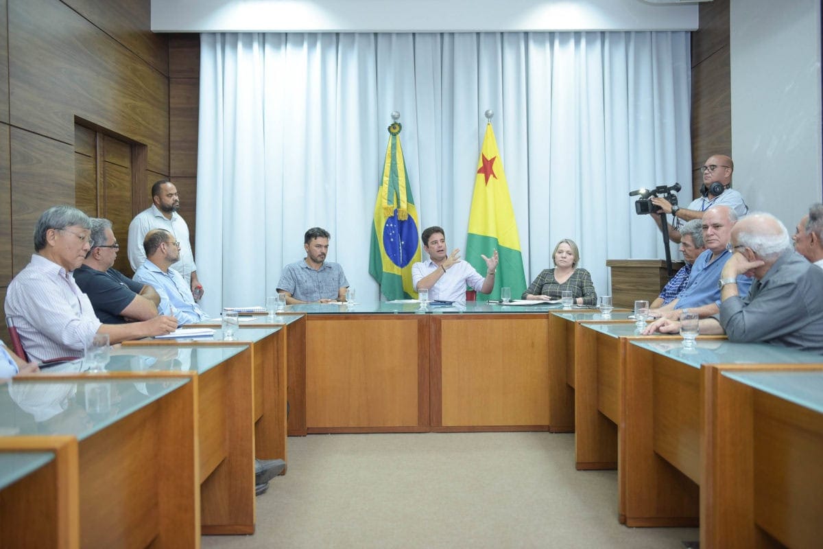 Cameli fala sobre cronograma de obras para empresários da Construção Civil (Foto: Diego Gurgel/Secom)